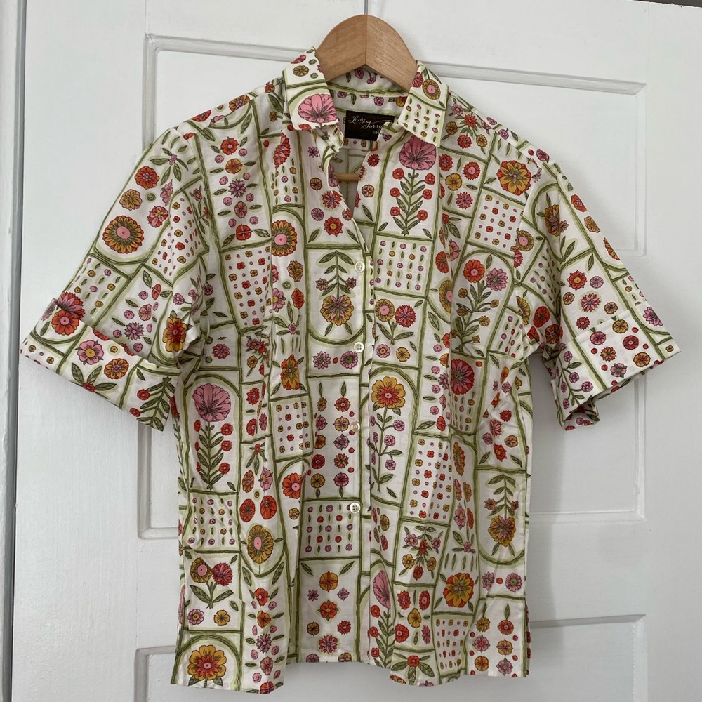 Vintage botanical Cottagecore floral button up blouse
